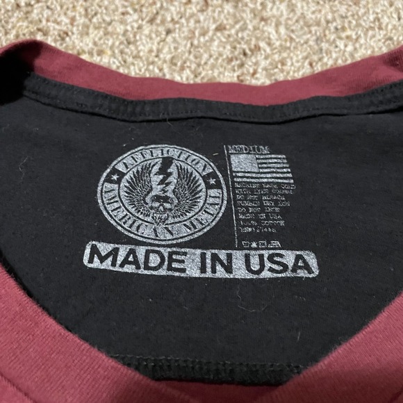 Affliction American Metal Graphic T Shirt Eagle Skull Sword Rhinestone - Picture 4 of 4